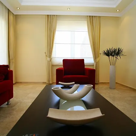 Dream Homes Apartment *